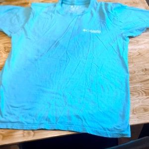 COLUMBIA SHIRT.   Med
